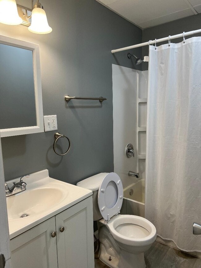 Foto del edificio - 343 S Harrison Ave