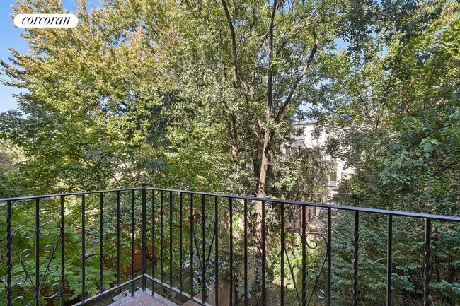 Building Photo - 119 Wyckoff St