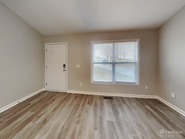 Building Photo - 837 Lusterleaf Pl