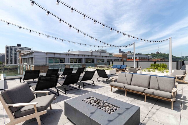 Rooftop Lounge - North Shore Flats