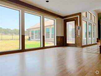 Building Photo - 4127 Rockwood Dr