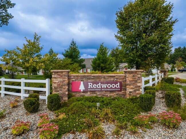 Foto del edificio - Redwood Midland