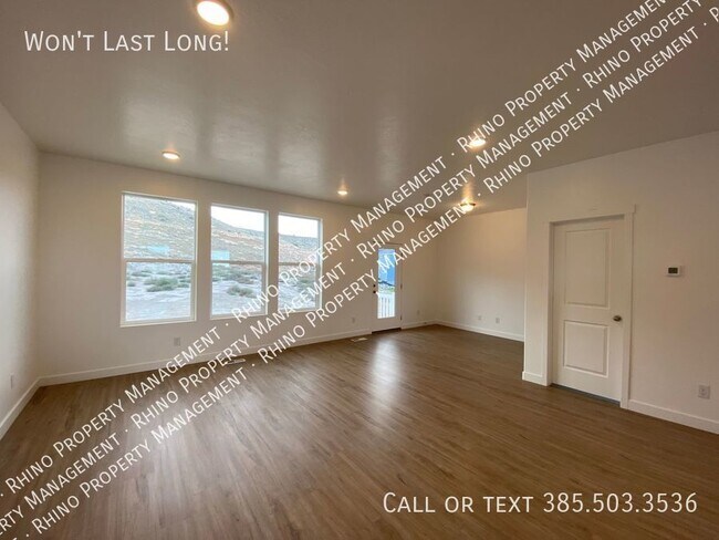 Foto del edificio - 3 Bedroom/2.5 Bathroom Townhome in Eagle M...