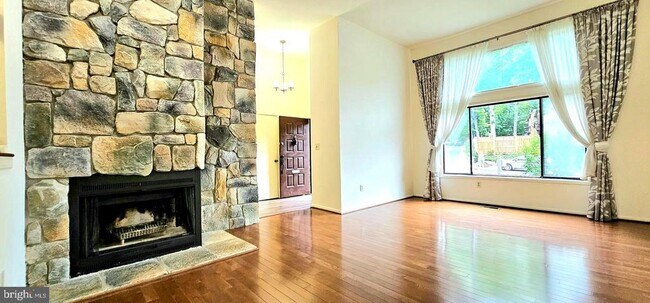 Foto del edificio - 8729 Sheridan Farms Ct