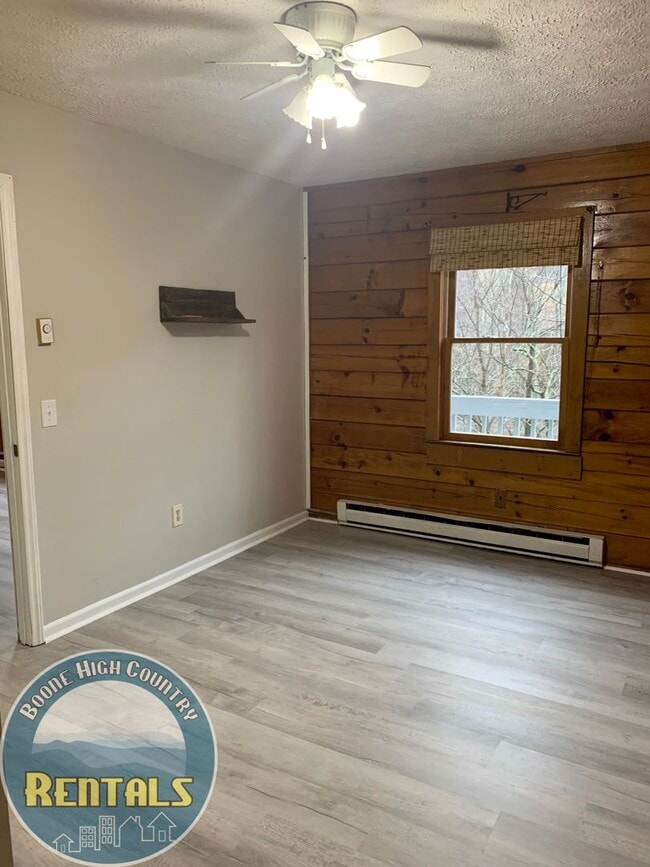 Building Photo - 182 Alpine Acres Rd