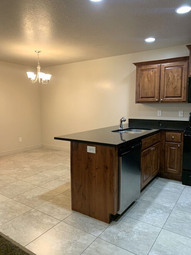 Building Photo - 2378 S Knights Way