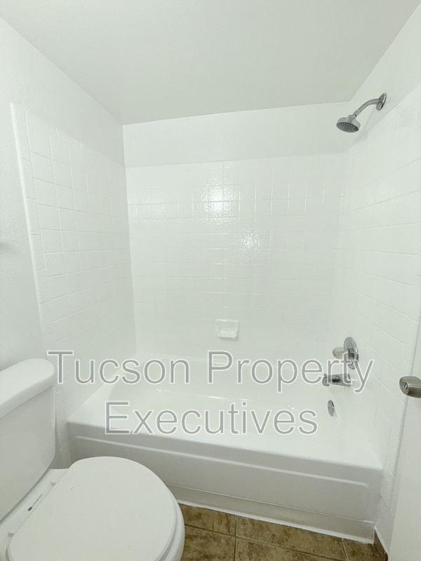 Foto del edificio - 3810 E Monte Vista Dr