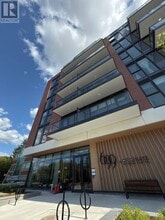 Building Photo - 699 Sheppard Ave E