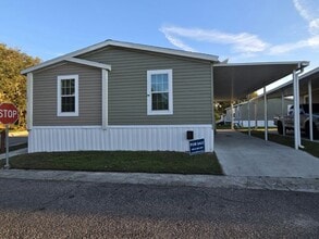 Building Photo - 126 Todd St