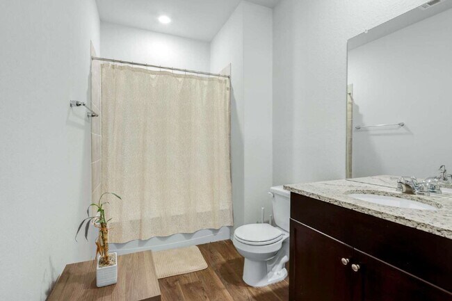 Building Photo - "Charming 4-Bedroom Retreat with Spacious ...