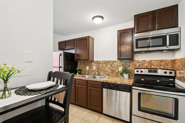 Foto del edificio - 4405 Avenue A
