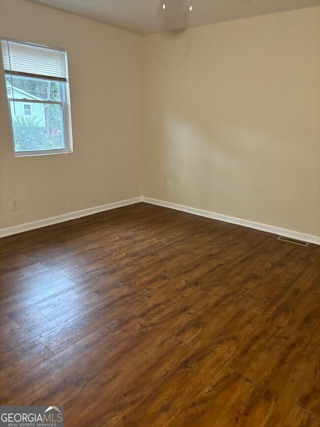 Building Photo - 2318 Cherokee Valley Cir