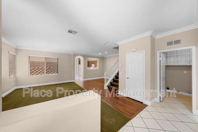Building Photo - 6223 Avenida De Las Vistas