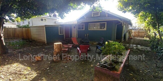 Foto del edificio - 419 NW Kings Blvd