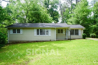 Building Photo - 1901 Buttercup Dr