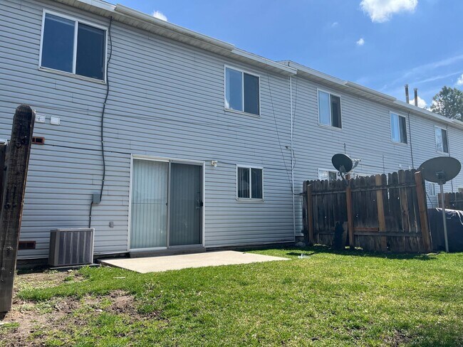 Foto del edificio - Stevens Land Company Townhome
