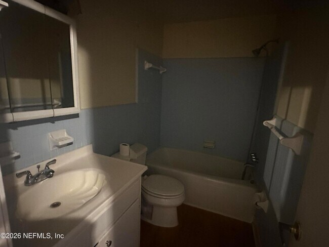 Building Photo - 1530 El Prado Rd