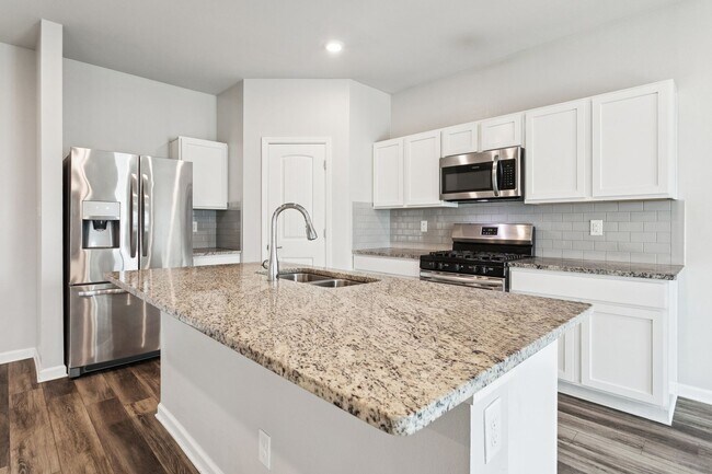 Foto del edificio - 4-Bed, 2-Bath Home in Slidell – Move-In Re...