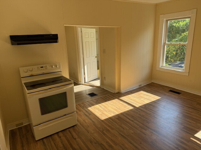 Foto del edificio - Newly Updated!! 3 Bed, 1 Bath Apartment in...