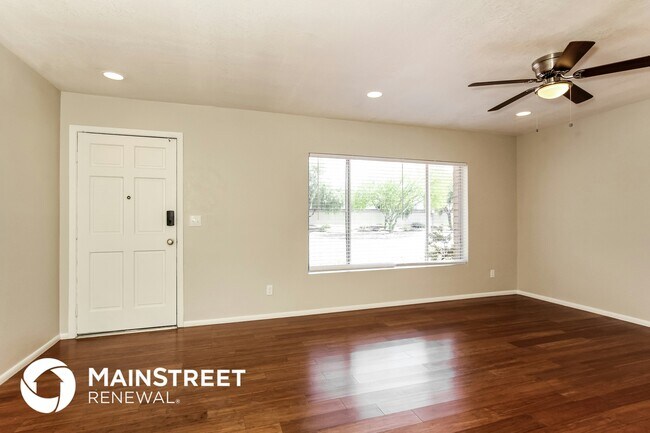 Foto del edificio - 8720 N 53rd Ave