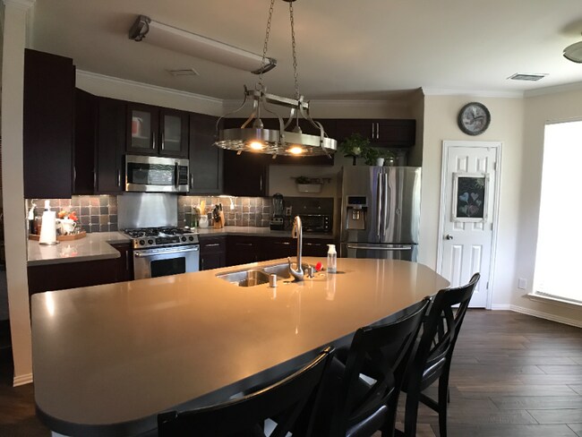 Foto del edificio - 1761 Meyerwood Ln S