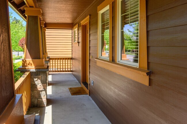 Foto del edificio - Wonderful 4 bedroom in SE Bend!