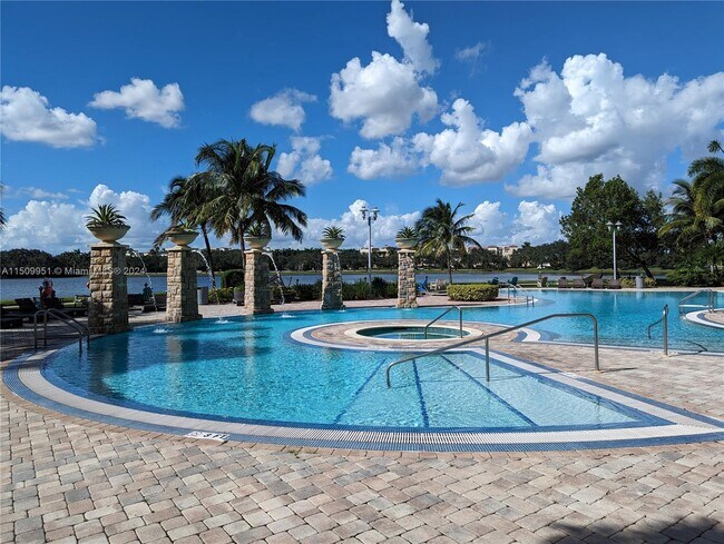 Foto del edificio - 2681 N Flamingo Rd