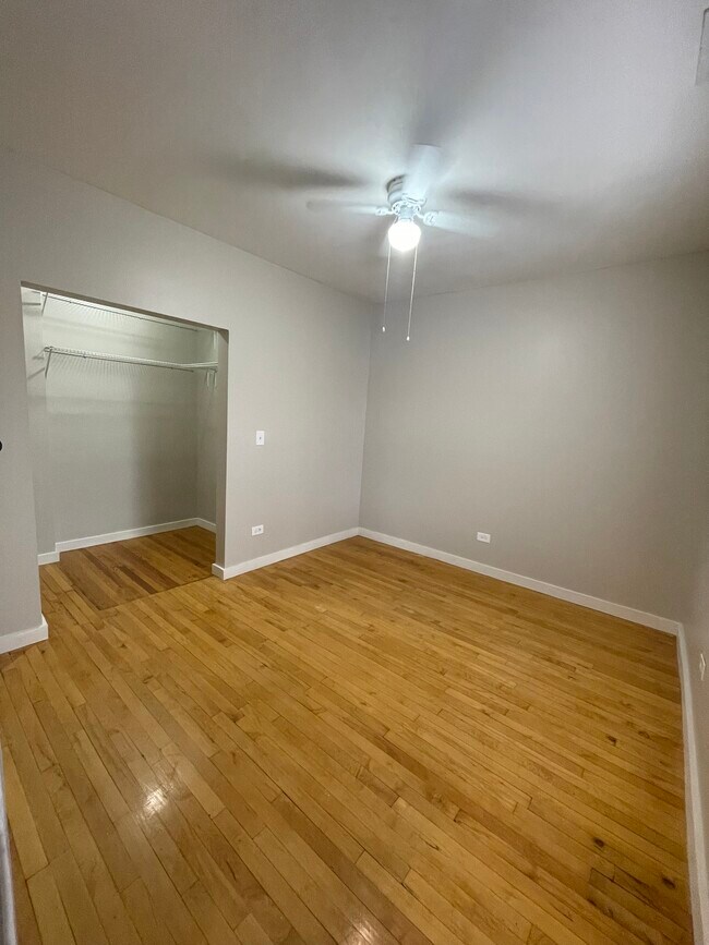 Foto del edificio - 3756 W Windsor Ave