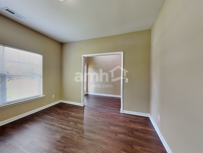 Building Photo - 2601 Framer Ln