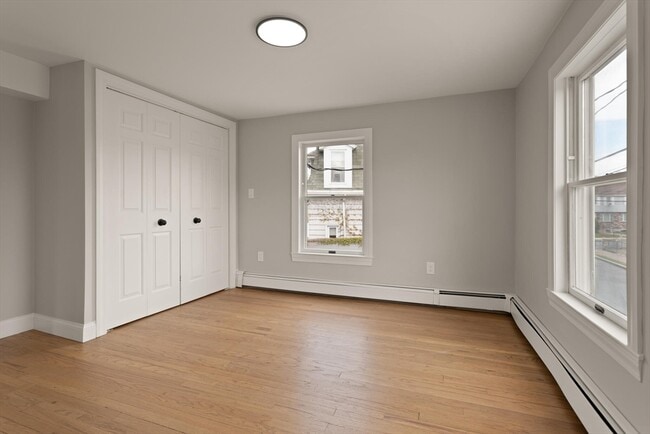 Building Photo - 138 N Union St