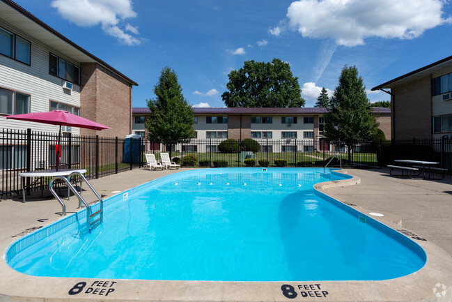 Piscina - Chili Garden Apartments