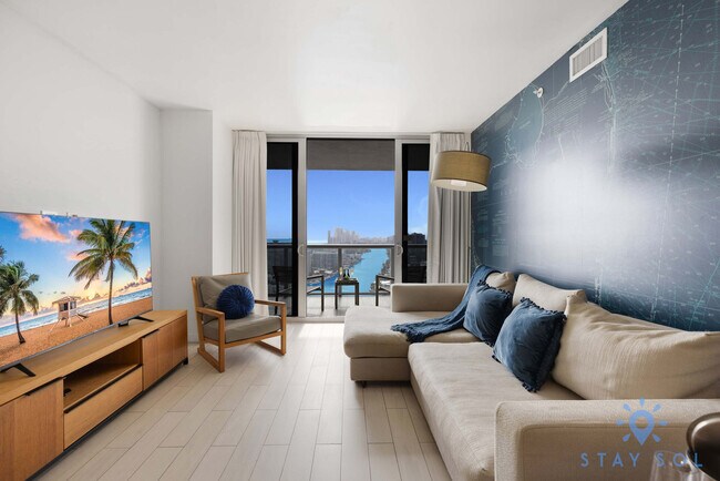 Foto del edificio - 2602 E Hallandale Beach Blvd