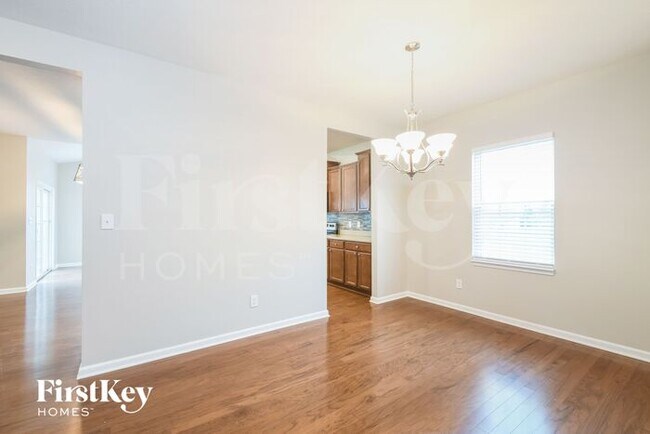 Foto del edificio - 5874 Crowley Pkwy