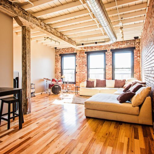 Foto principal - 416 S Commerce St