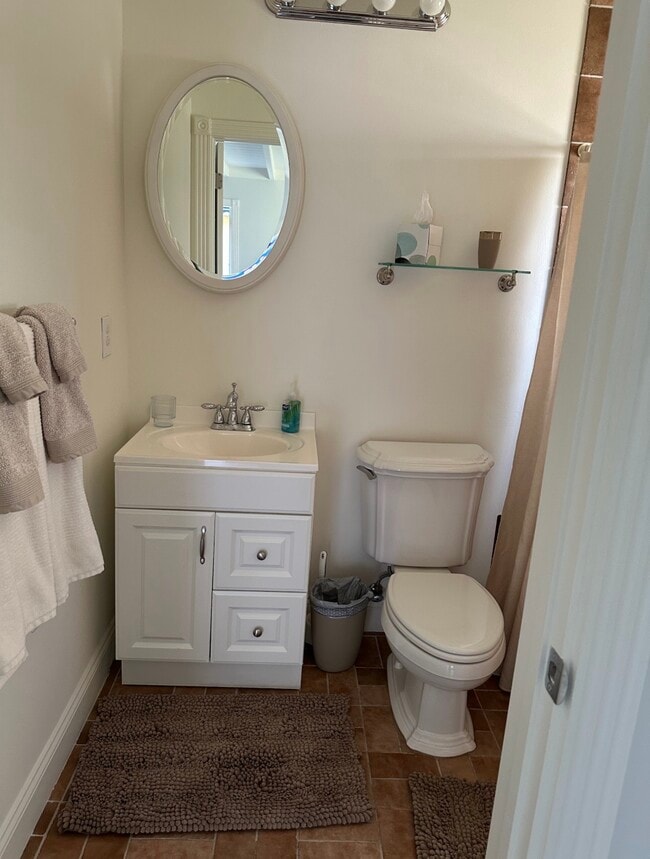 Building Photo - 1174 8th Ave N