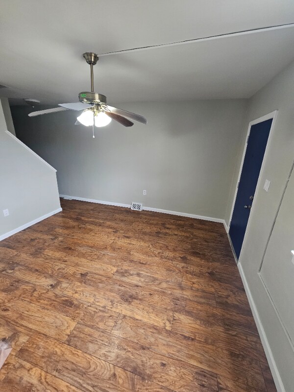 Foto del edificio - 640 Hollace St