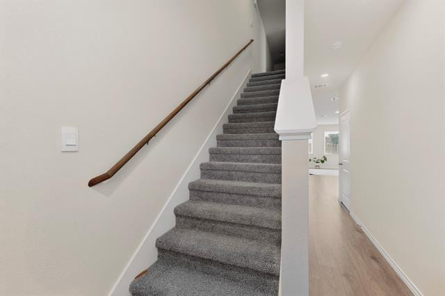 Building Photo - 6113 Holly Spg Rd