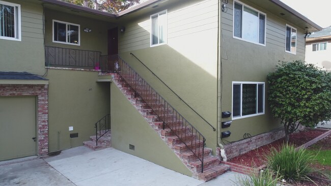 Foto del edificio - 29 Marlow Dr