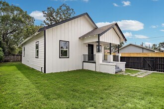 Building Photo - 113 Delmar St