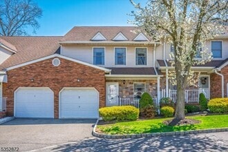 Building Photo - 675 Raritan Rd