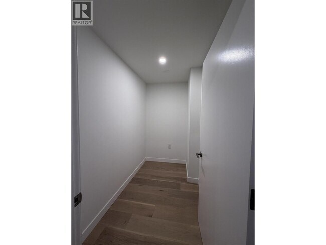 Photo du bâtiment - 5212 Cambie St.