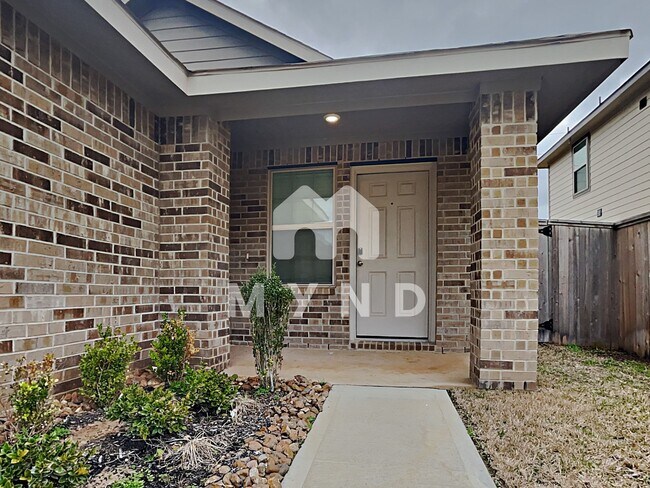 Building Photo - 346 Pickwick Gardens Ln