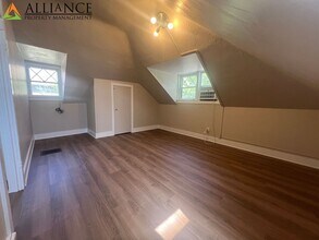 Building Photo - 909 Leavenworth St