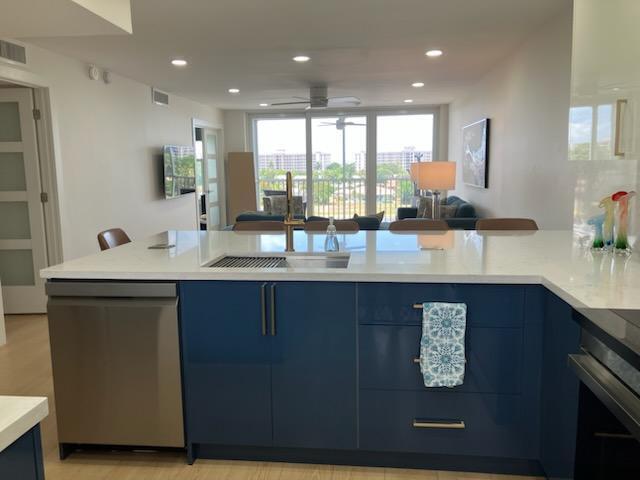 Foto del edificio - 3150 N Course Ln