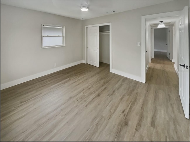 Foto del edificio - 2642 49th Street N