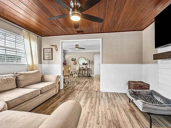 Foto del edificio - 400 53rd St N