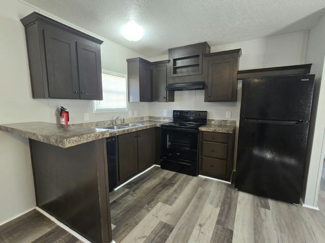 Foto del edificio - 12130 US Hwy 41 S