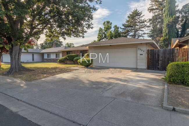 Building Photo - 3525 Mill Springs Dr