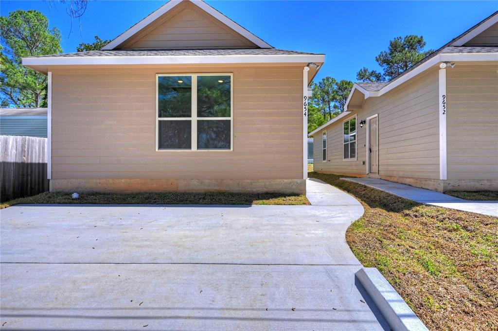 9654 Warm Spring, Willis, TX 77318 House Rental in Willis, TX