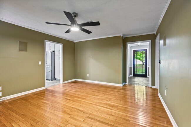 Foto del edificio - 1344 Peachtree Cir